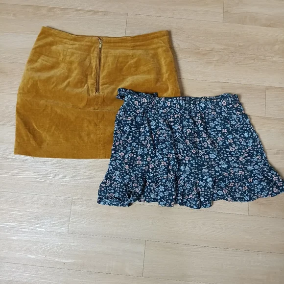 SOLD Lot H&M Velvet Mustard Mini Skirt And Hippie Rose Floral Mini Skirt 10 M - Picture 2 of 7